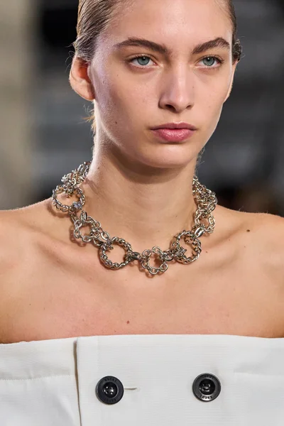 Look 121